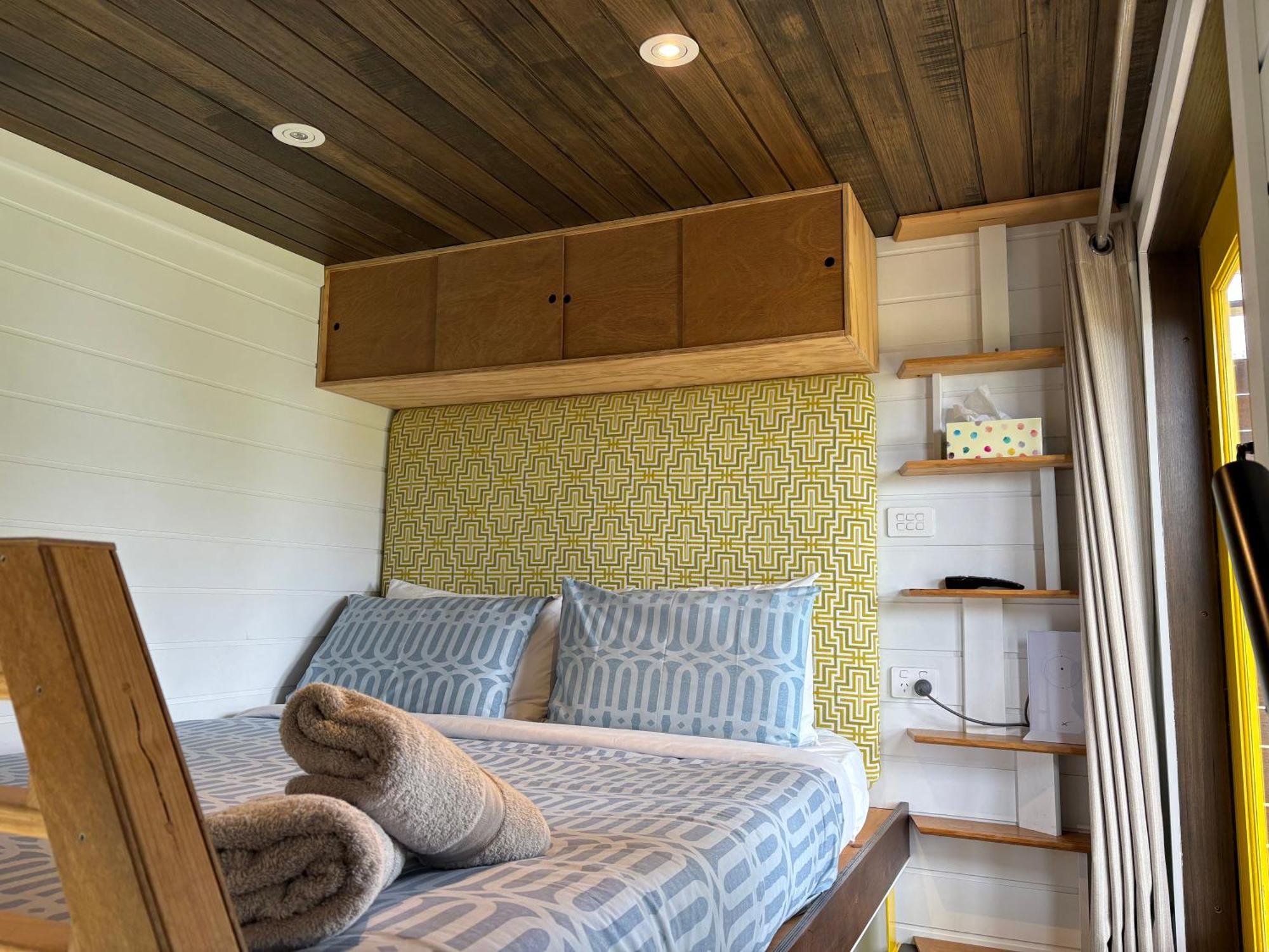 Ocean Breeze Tiny House - Ocean And Lake View Маллакута Экстерьер фото